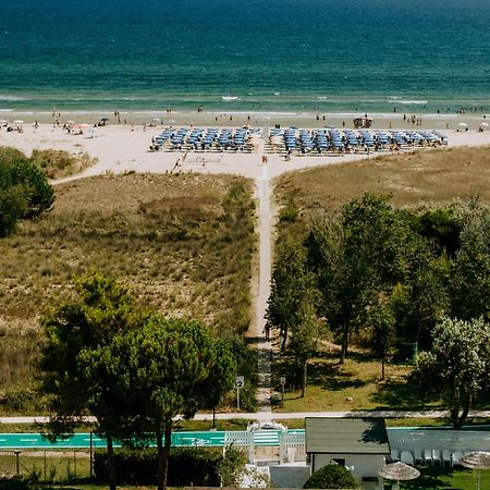 Hotel Holiday Vasto Exterior photo